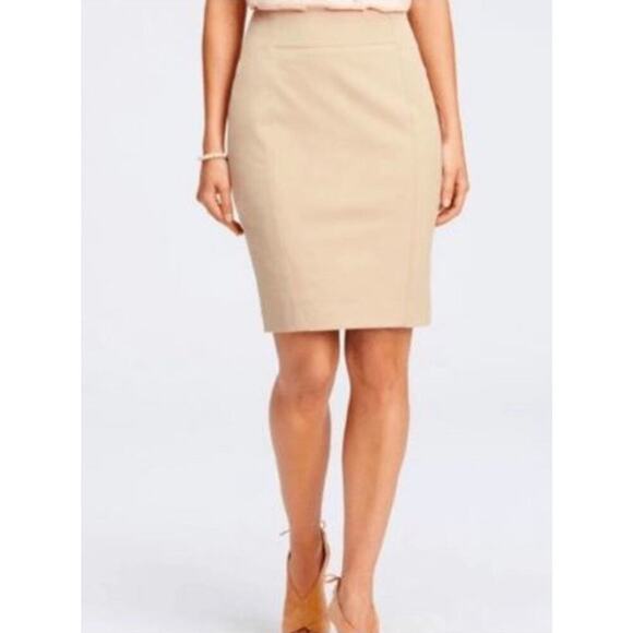 Ann Taylor Beige Pencil Skirt Career Womens Size 8 (1848) - Picture 1 of 6